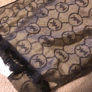 Brand new Michael kors scarf